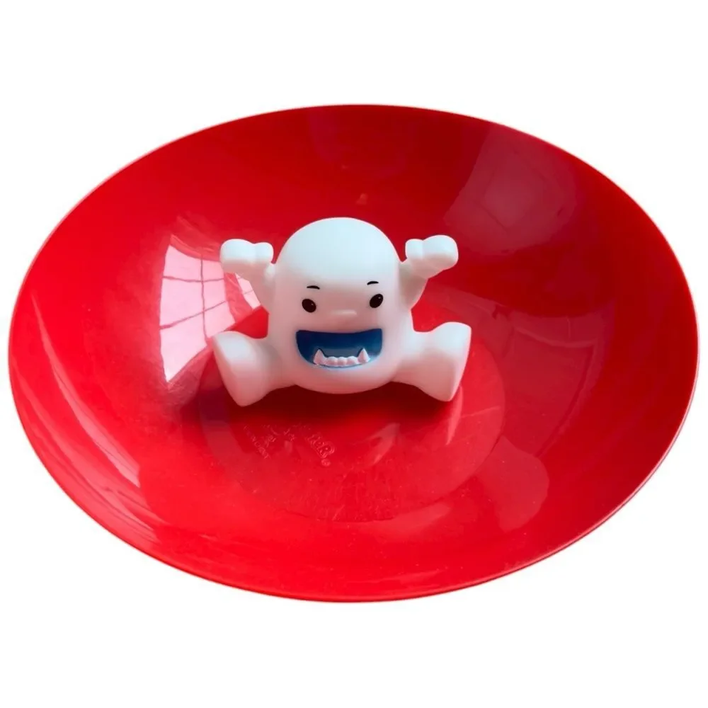 Yeti In My Spaghetti Kids Family Multiplayer Screen-free Game.